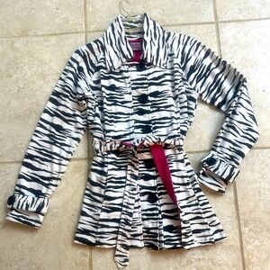Women’s Black and White long sleeves with Tie Belt Pea Coat